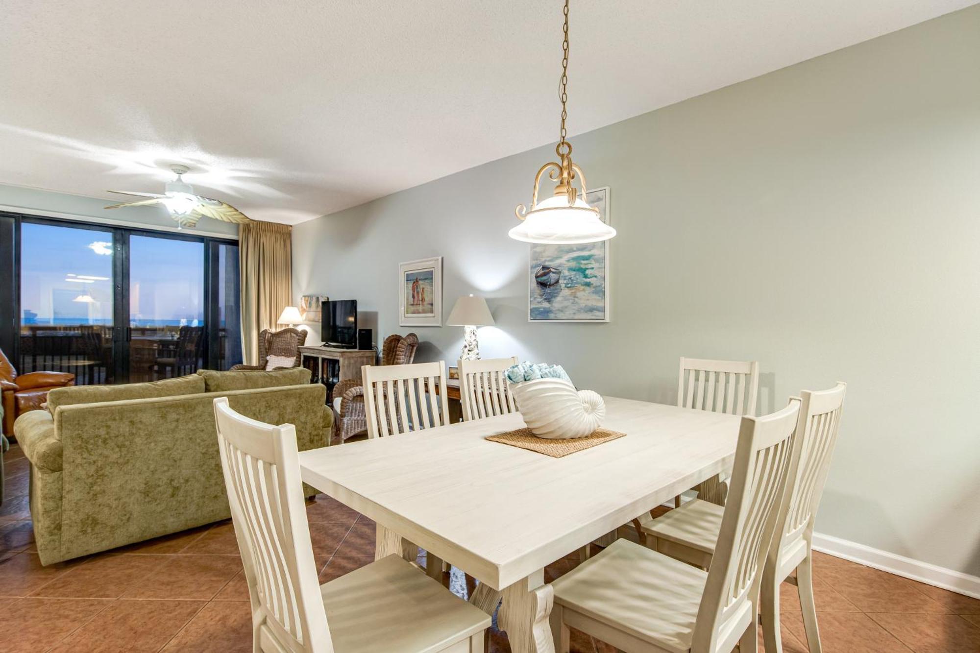 Navarre Towers Condos Δωμάτιο φωτογραφία